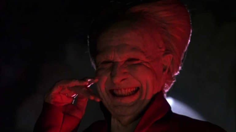 Horror Movie Review: Bram Stoker's Dracula (1992) - GAMES, BRRRAAAINS ...