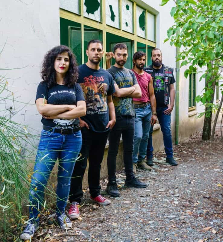 Receiver Whispers of Lore band