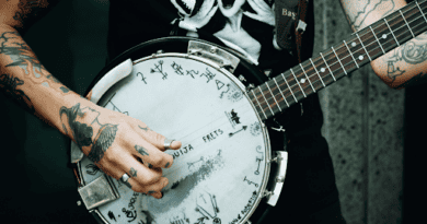 Horror and Metal Aesthetics Influencing Online Casino Themes