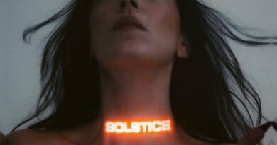 Album Review: A. A. Williams – Solstice (Reigning Phoenix Music)